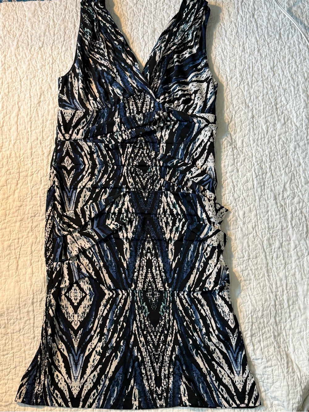 connected apparel Black and Blue Abstract Ruched V-Neck Maxi Dress - Picture 2 of 6